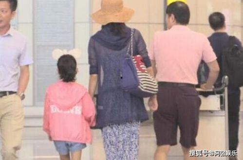 娱乐圈的瓜一起吃,揭秘明星背后的秘密与风波  第1张