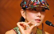 吃瓜娱乐社杨丽萍,吃瓜娱乐社中的舞蹈传奇  第3张